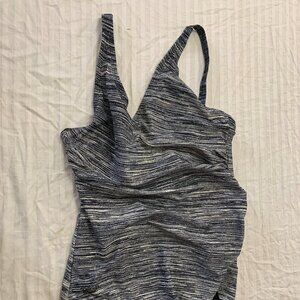 ❄️  SPEEDO WOMENS SWIMSUIT ONE PIECE SIZE 16 ❄️